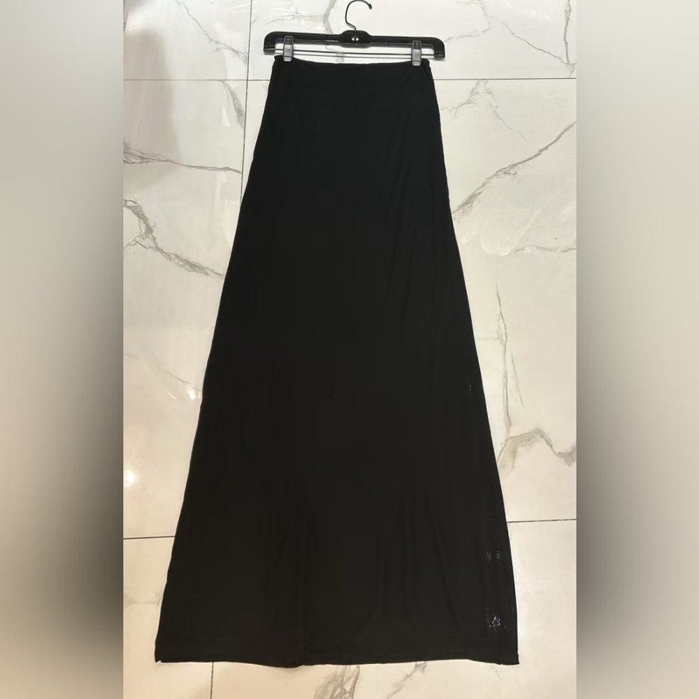 Helsa Sheer Knit Layered Maxi Skirt - Picture 3 of 6